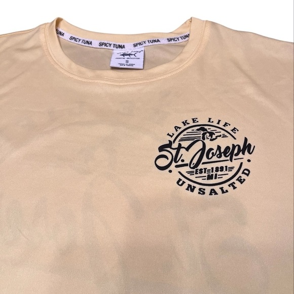 St. Joseph Michigan Lake Life Shark Free Lightweight Top Size S - Picture 2 of 6